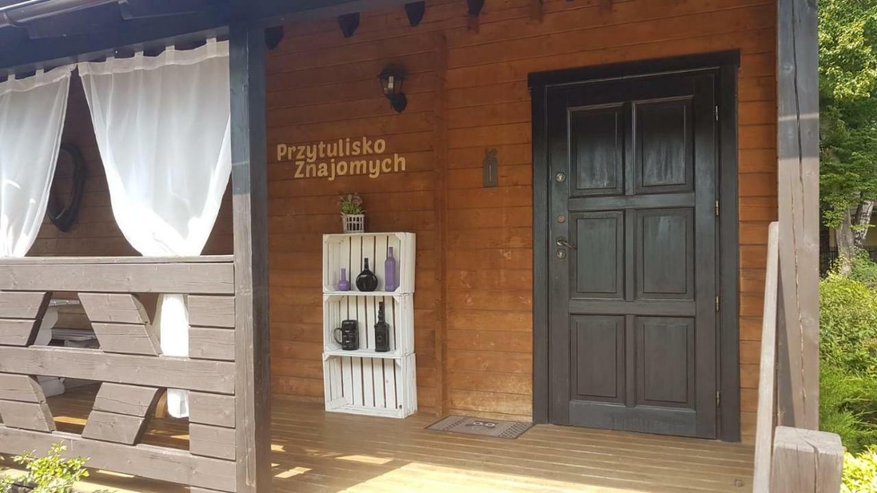Chata Starych Znajomych Sanok Bagian luar foto